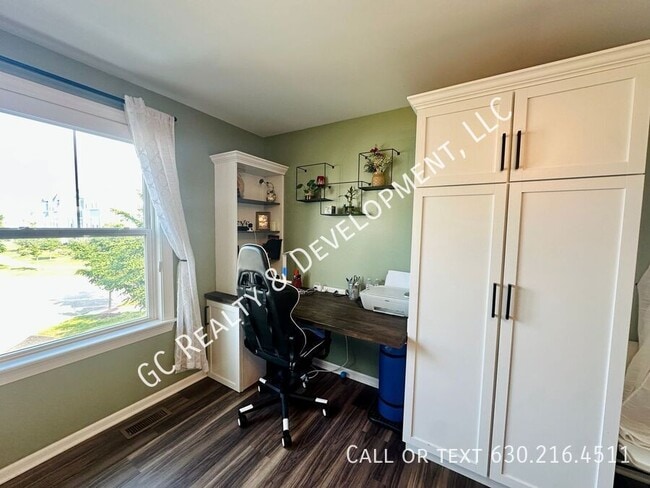 Building Photo - 4144 Calder Ln