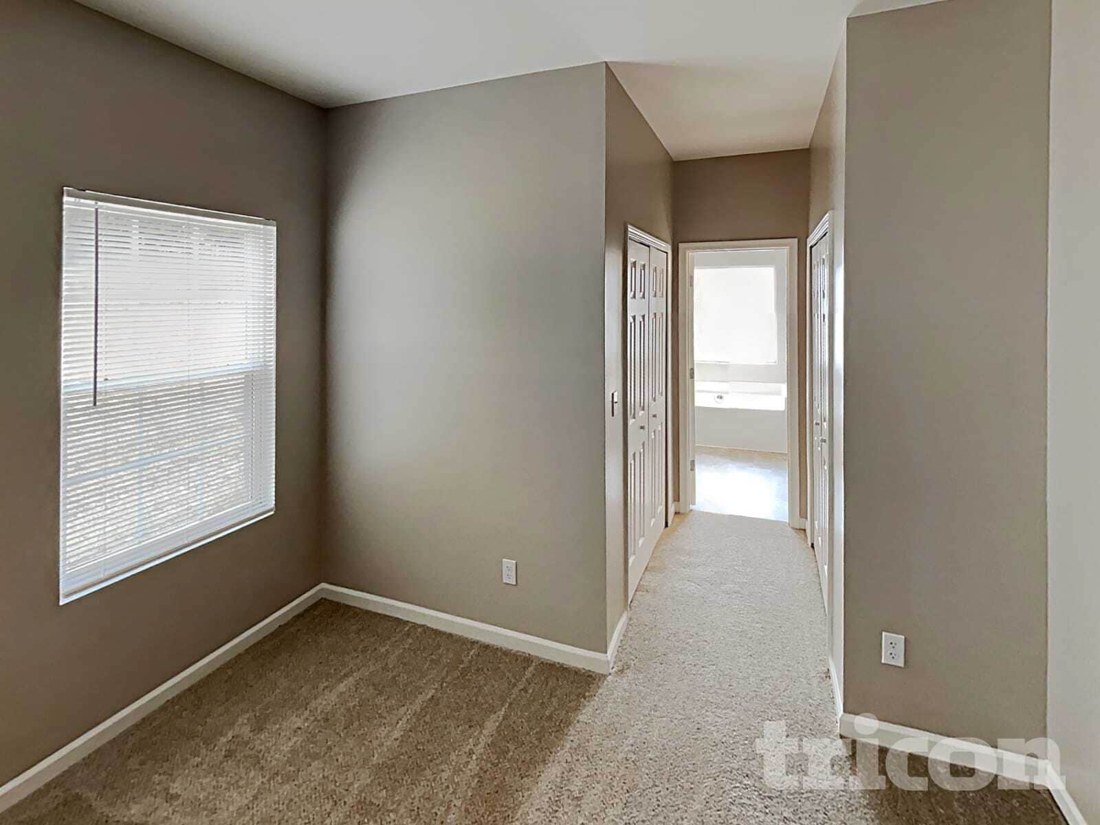 Building Photo - 2116 Lauren Woods Dr