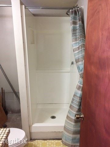 Building Photo - 256 Lake Tahoe Cir