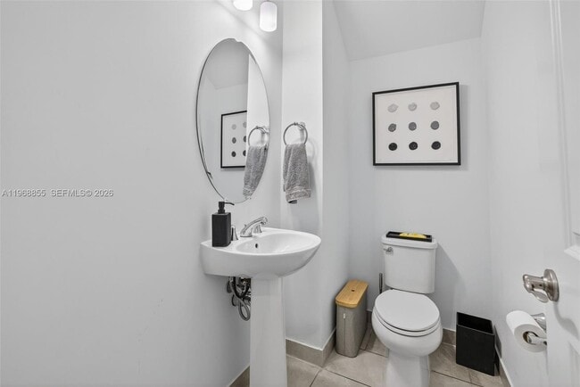 Building Photo - 543 Parsons Wy