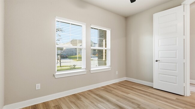 Building Photo - 21450 Petherton Dr