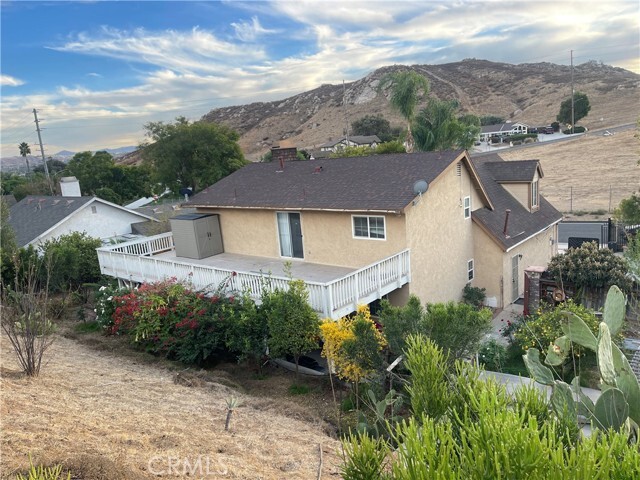 Building Photo - 7929 Bolton Ave