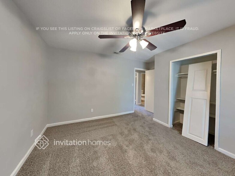 Building Photo - 3120 Woodlark Dr