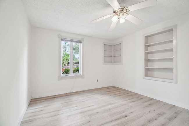 Building Photo - Beautiful Home on Davis Island