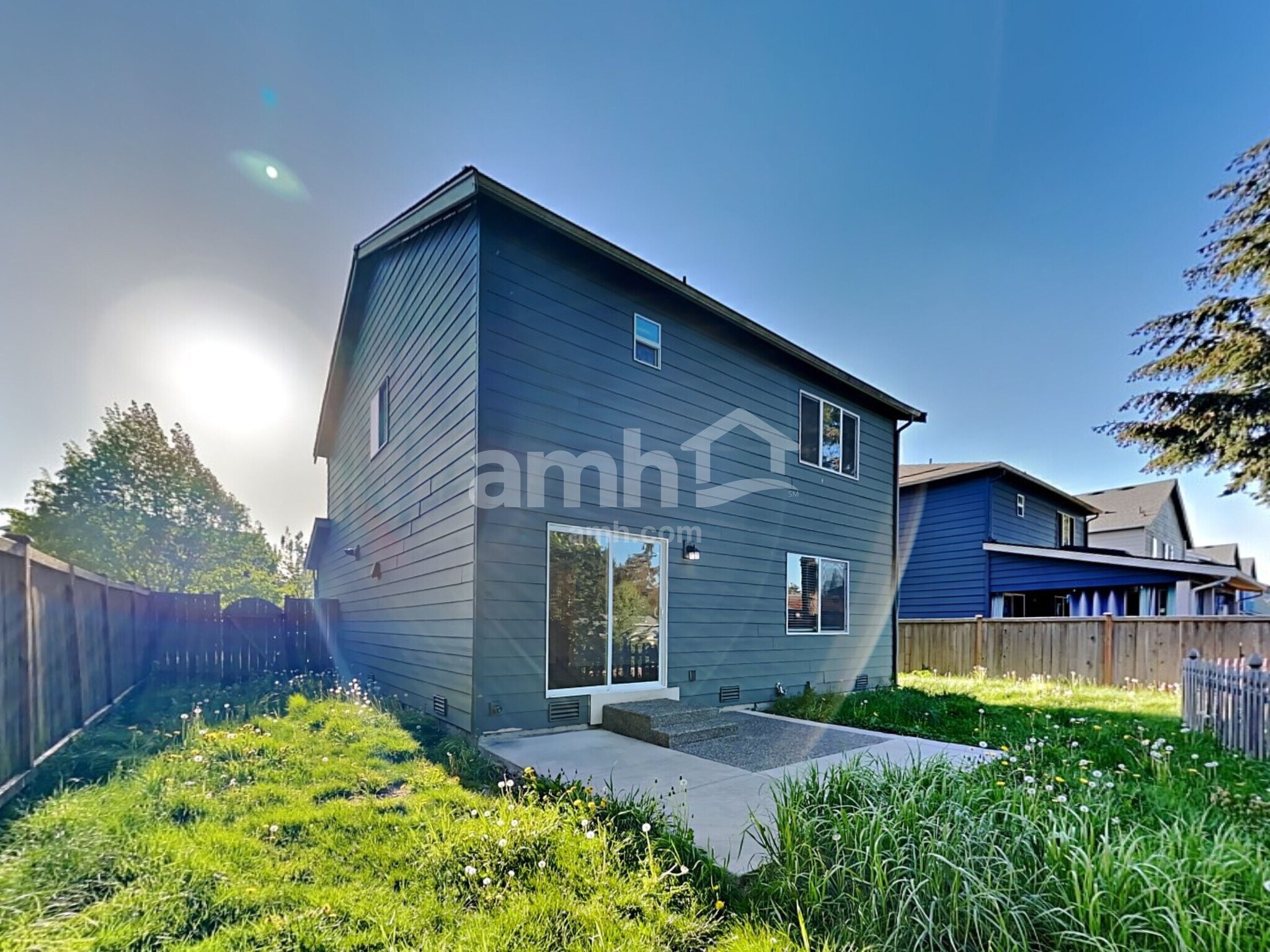 Building Photo - 16703 25th Ave Ct E