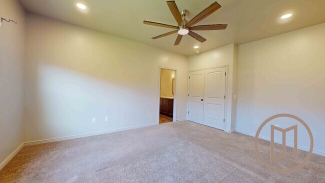 Building Photo - Beautiful home in Little Valley