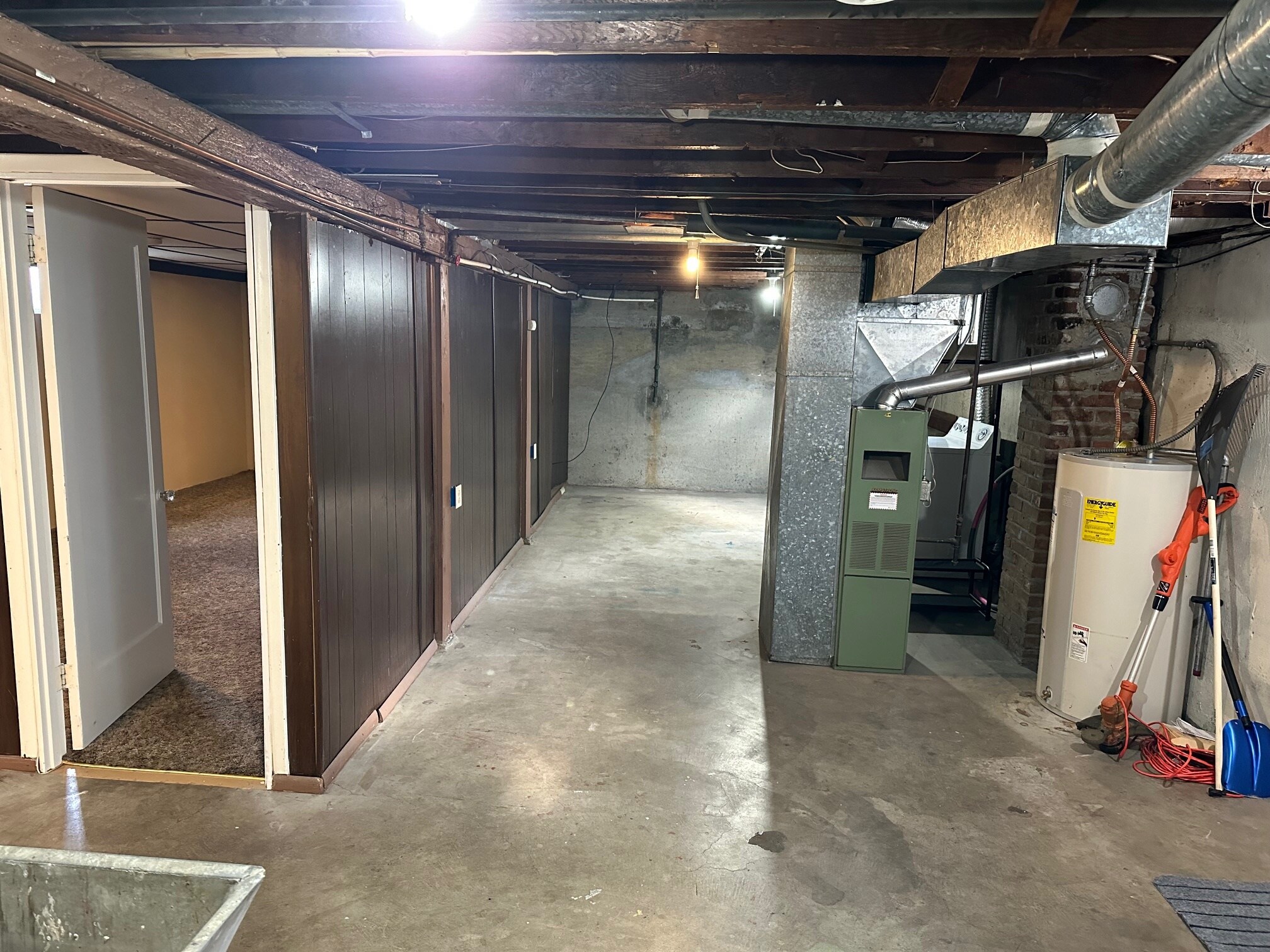 Building Photo - 7187 N Fiske Ave