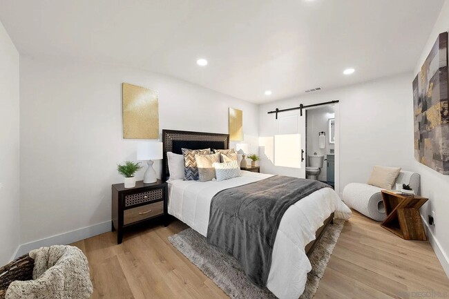 Building Photo - Beautiful Modern Home in the heart of North Park/Hillcrest/University Heights