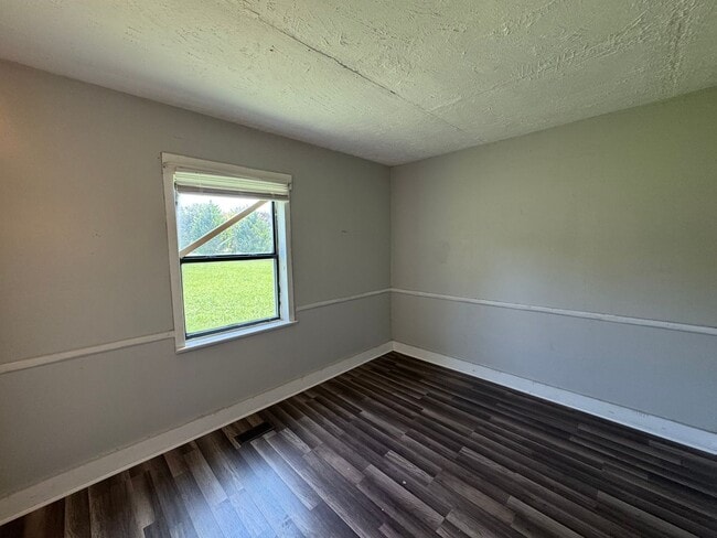 Building Photo - 1426 Leydens Mill Rd