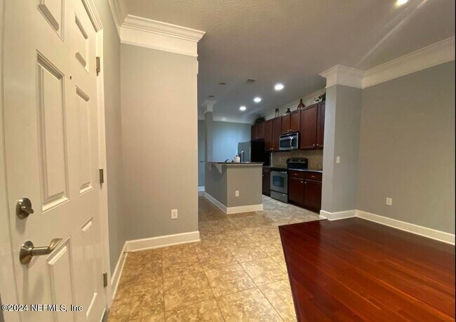 Building Photo - 9823 Tapestry Park Circle