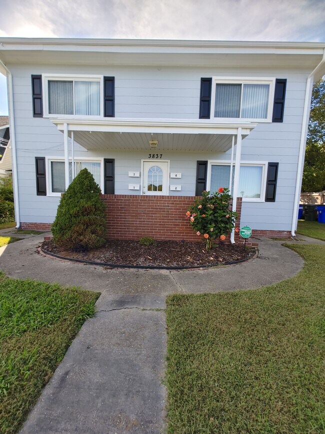 Front of House - 3837 Beach Ave