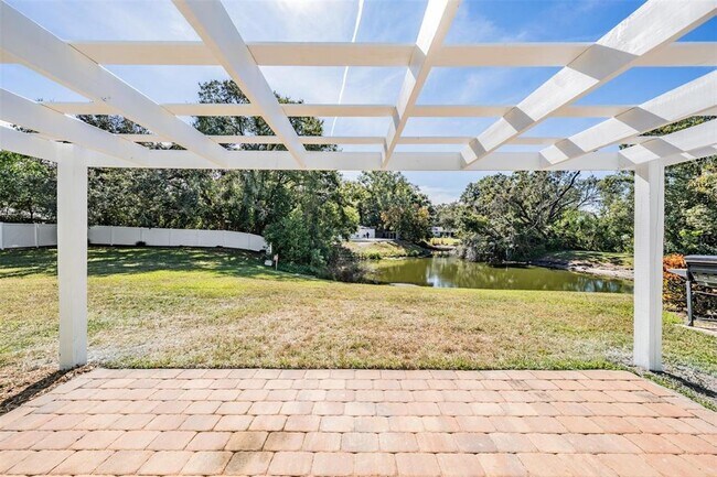 Building Photo - 14818 Winding Creek Ct