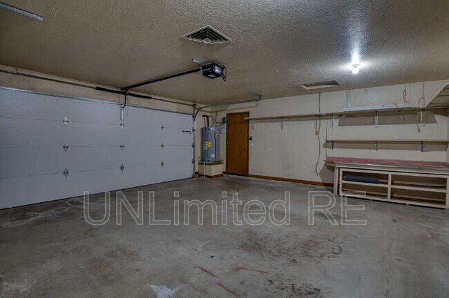 Building Photo - 2512 Cisco Dr S