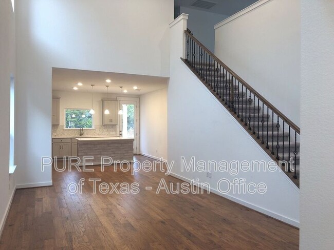 Building Photo - 8301 Prairie Rye Dr