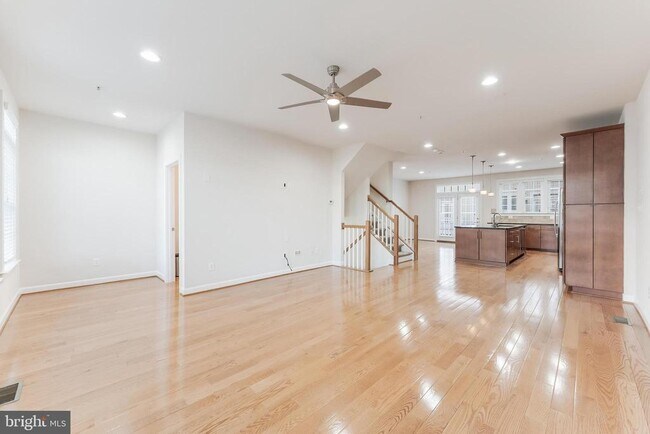 Building Photo - 3104 Magellan Ct