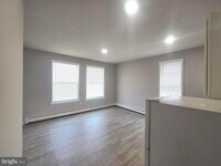 Building Photo - 820 Wynnewood Rd