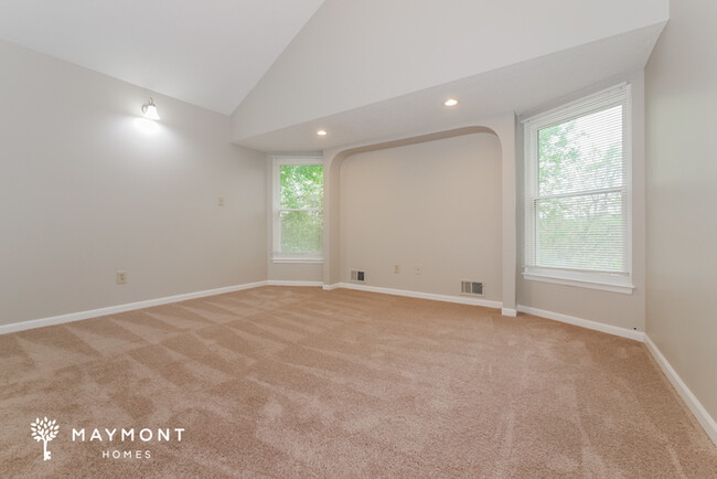 Building Photo - Charming 3-Bedroom Home with Spacious Yard