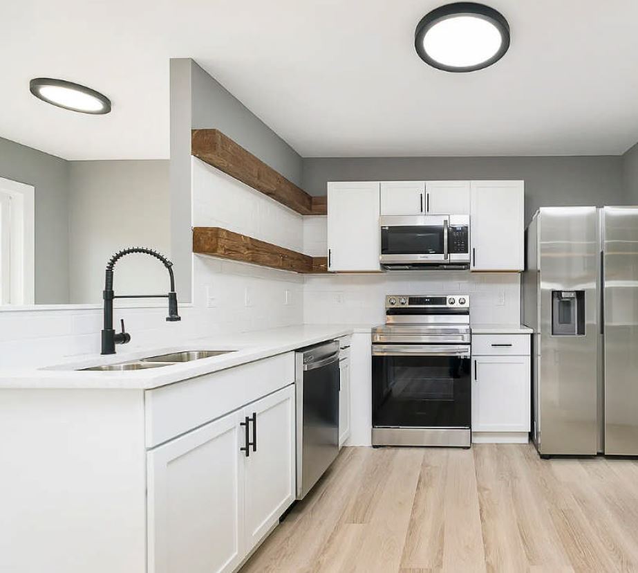 Building Photo - 6747 Wimbledon Dr