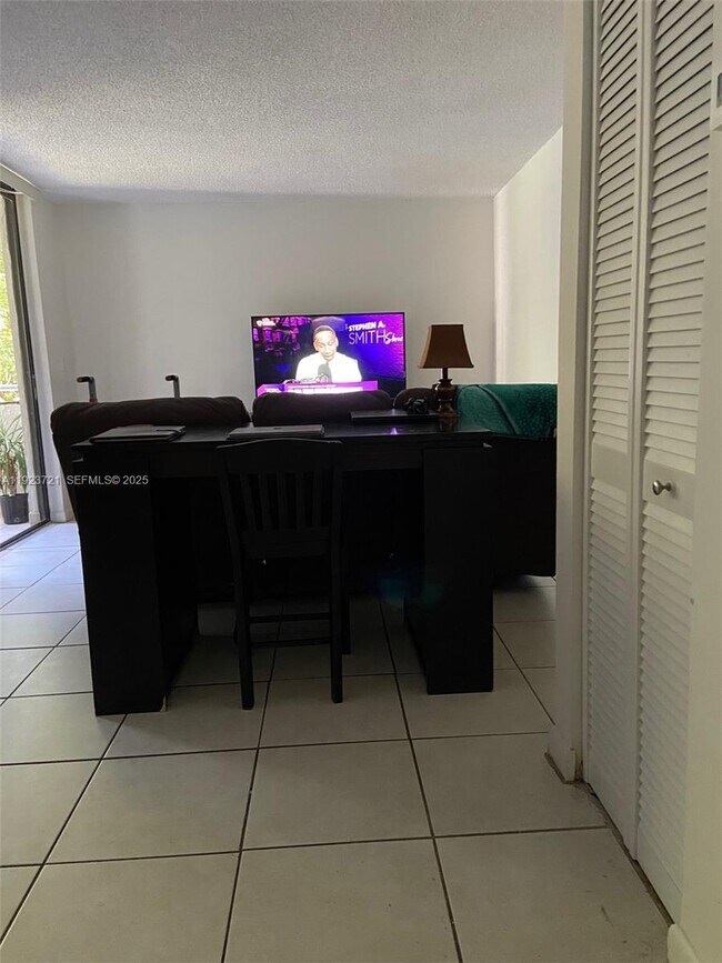 Building Photo - 8275 SW 152nd Ave