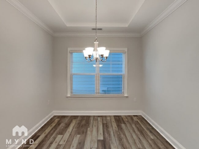 Building Photo - 395 Jorpaul Dr