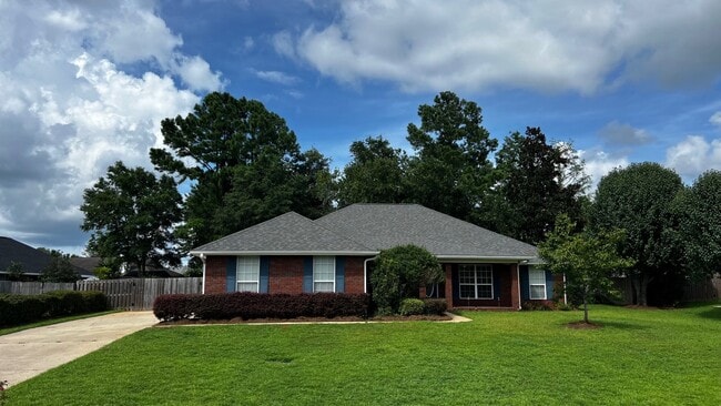 Primary Photo - 126 Destrehan Rd