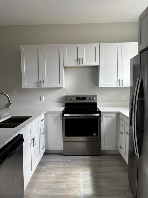 Building Photo - 427 Madison Cir