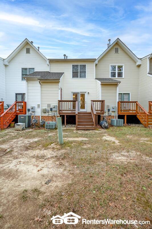 Building Photo - 7029 Pine Orchard Ct