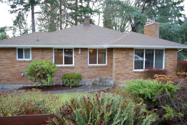 Building Photo - 10832 35th Ave SW