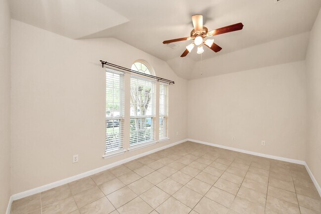 Building Photo - 7730 Trail Hollow