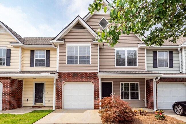 Primary Photo - 3 Bedroom 3 Bath Townhome in Persimmon Hil...