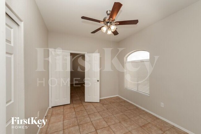 Building Photo - 3016 Myrtle Creek Ct