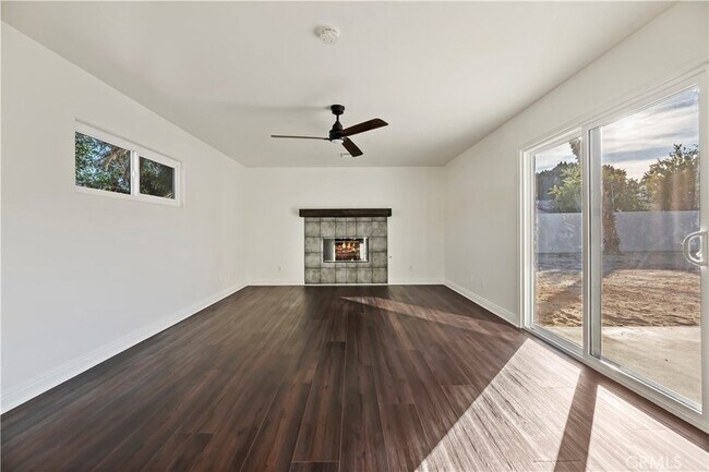 Building Photo - 68135 Encinitas Rd