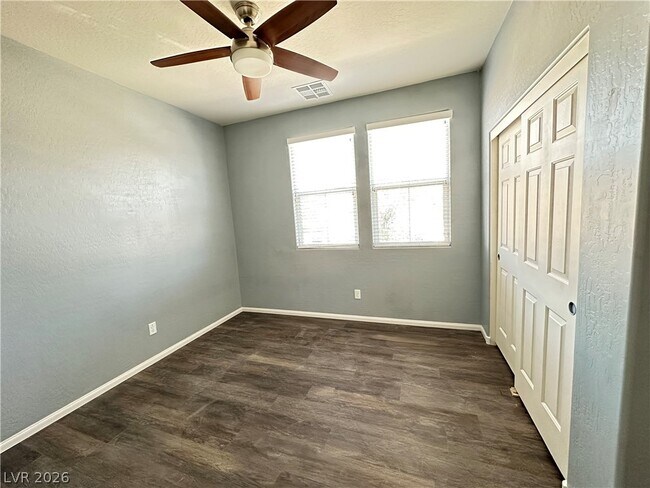 Building Photo - 2503 Venarotta St