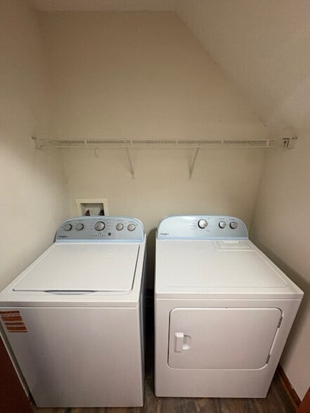 Building Photo - 1119 Brownlea Dr