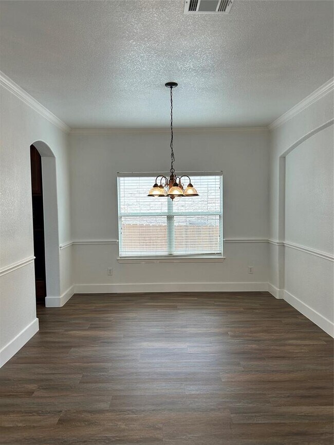 Building Photo - 1374 Red Stag Pl