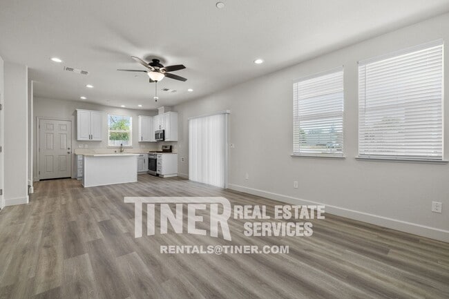 Building Photo - 1509 Bell St