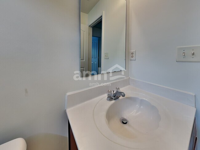 Building Photo - 2111 Less Traveled Trail