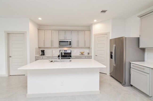 Building Photo - 29510 Cayenne Cir
