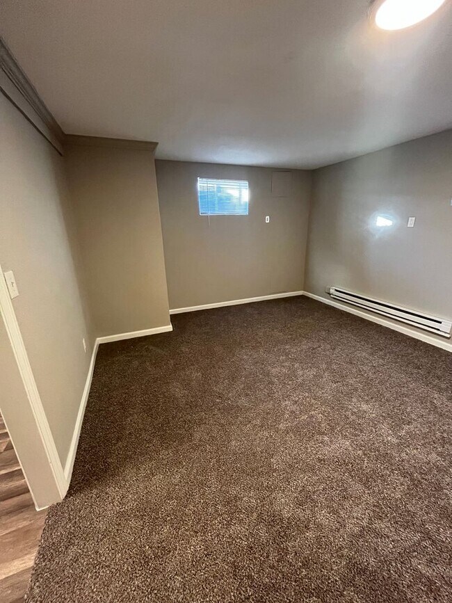 Building Photo - Live Steps from Sloan’s Lake – Beautiful 2 Bed, 1 Bath Garden-Level Apartment!