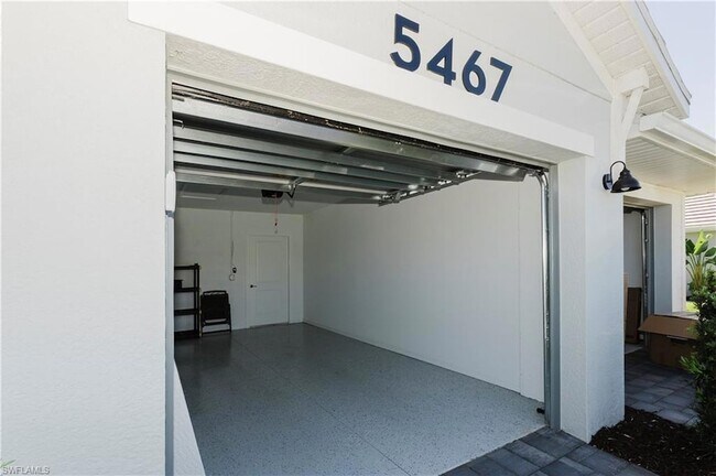 Building Photo - 5467 Double Eagle Cir