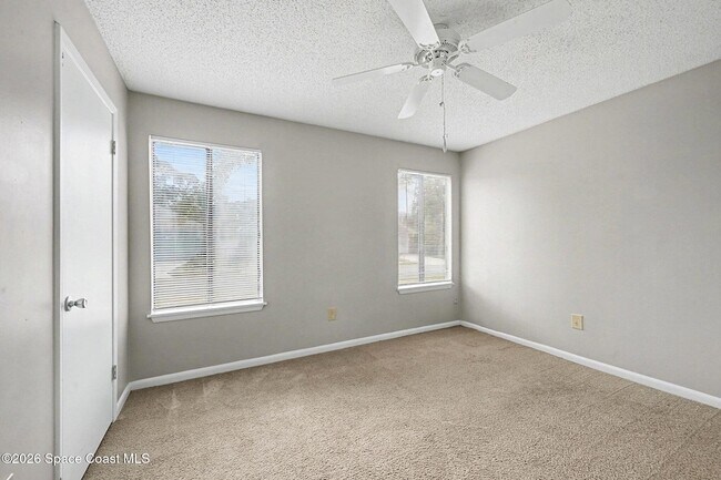 Building Photo - 3590 Sable Palm Ln