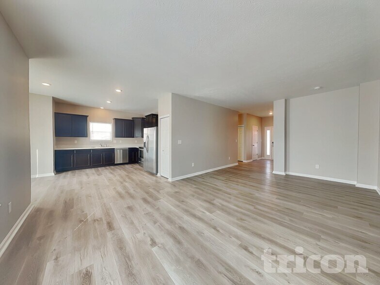 Building Photo - 1229 S Aberdeen Dr