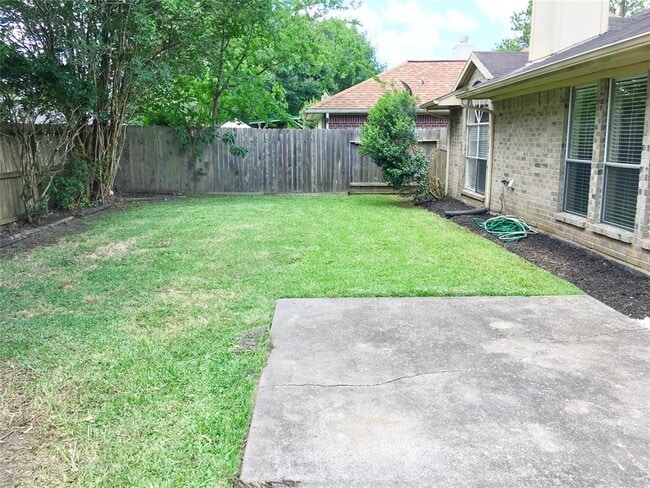 Building Photo - 4935 Linden Pl