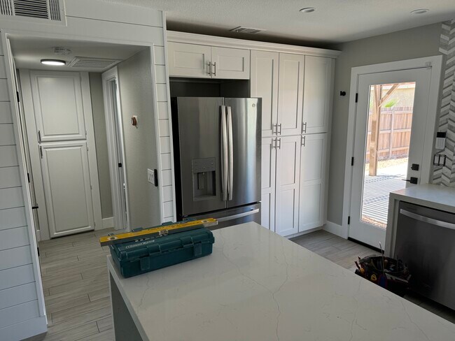 Kitchen & Back Door - 415 Tava Ln