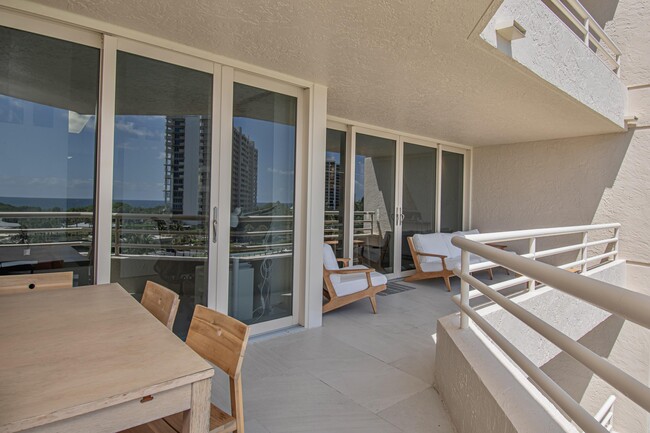 Building Photo - 4101 N Ocean Blvd