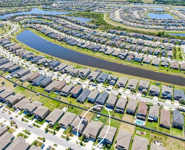 Building Photo - 9650 Sage Creek Dr
