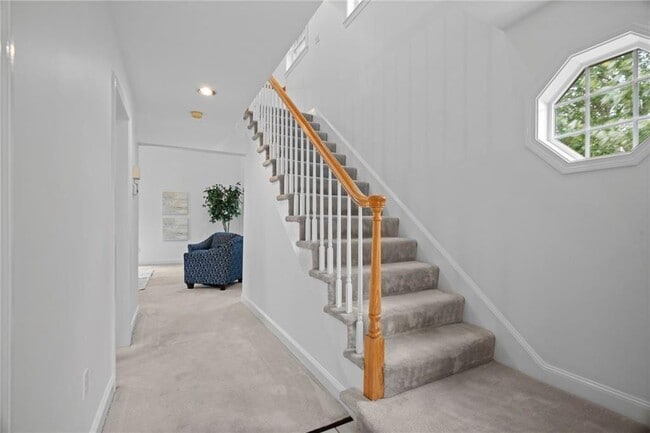 Building Photo - 510 Corey Ln