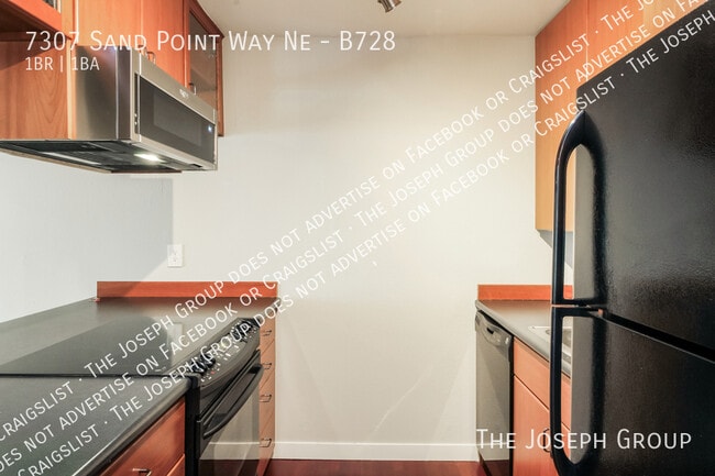 Building Photo - 7307 Sand Point Way NE