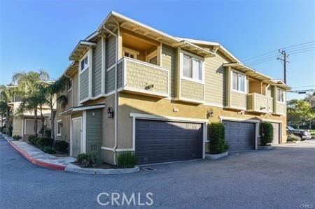 Building Photo - 2651 E Foothill Blvd