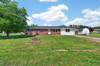 Building Photo - 960 Plum Springs Rd